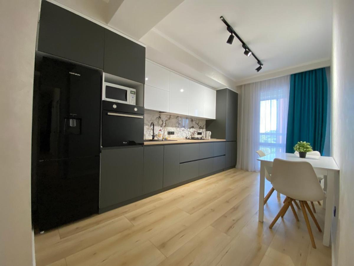 Apartament Lux Chisináu Exterior foto