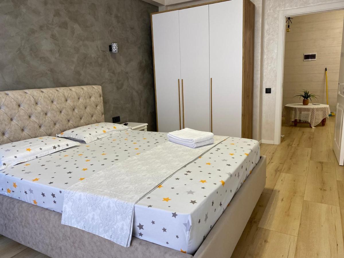 Apartament Lux Chisináu Exterior foto