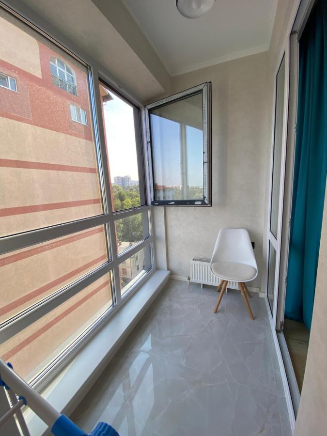 Apartament Lux Chisináu Exterior foto