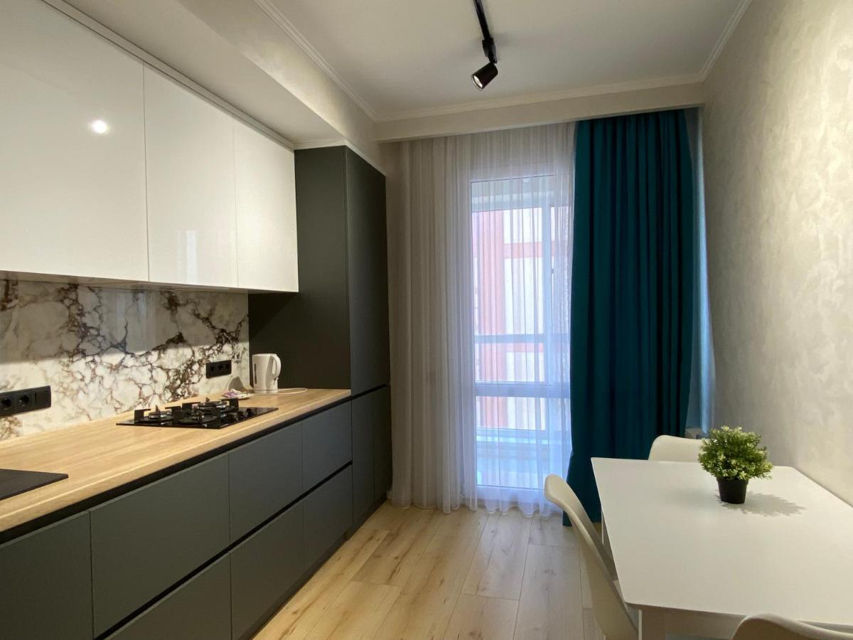 Apartament Lux Chisináu Exterior foto